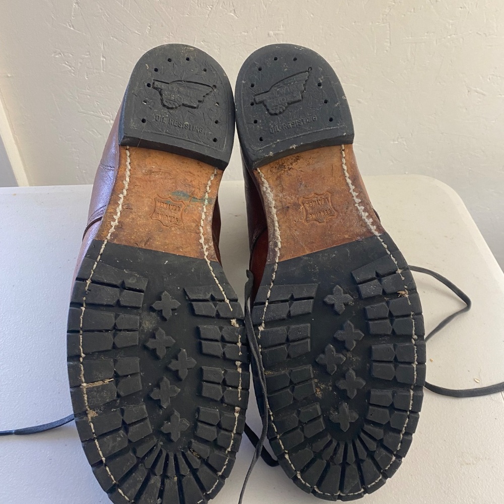 Red Wing Beckmans 9.5 - Picture 3 of 5